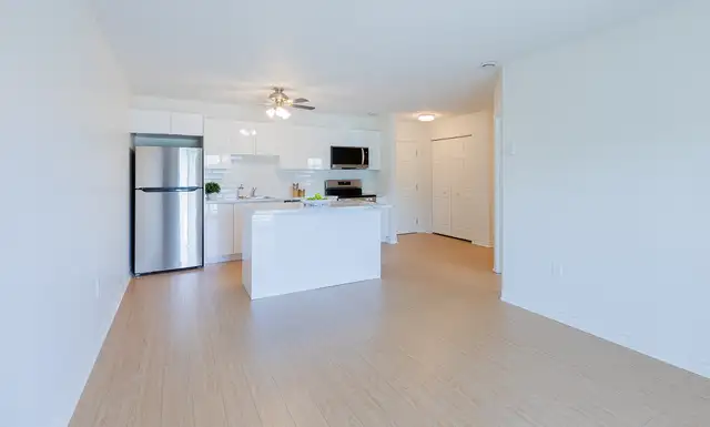 40 TECHNOLOGY DRIVE//2 BD -PEACEFUL & SECURE  LIVING - Photo 3