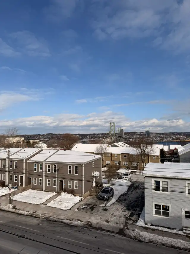 Corner 2BR - Unit 310 - Balcony - July 1st - Heat & Water Incl. - Photo 7