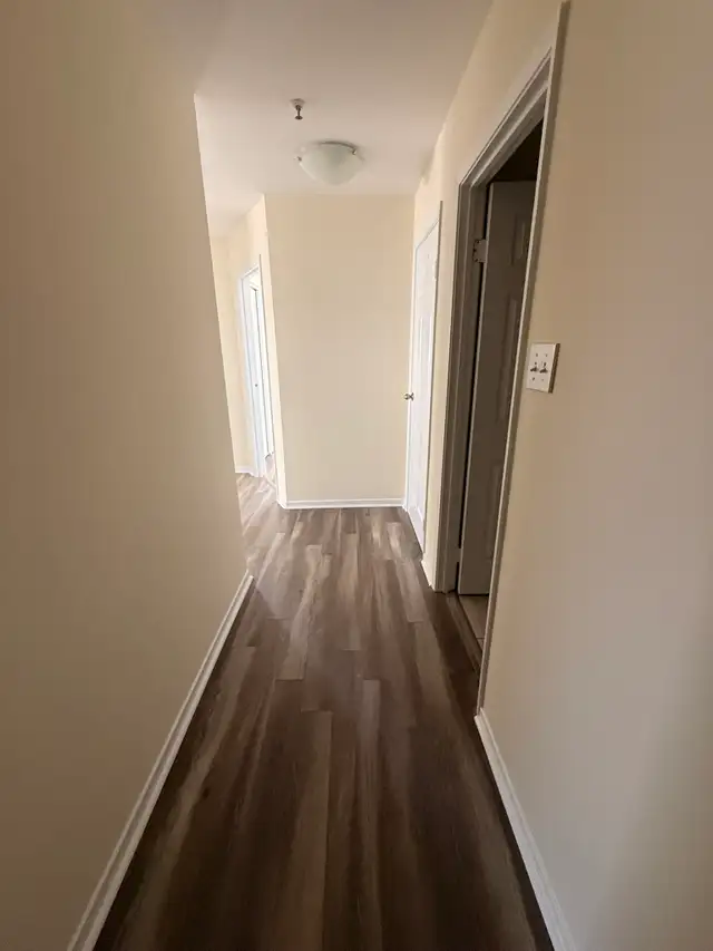 Corner 2BR - Unit 310 - Balcony - July 1st - Heat & Water Incl. - Photo 13