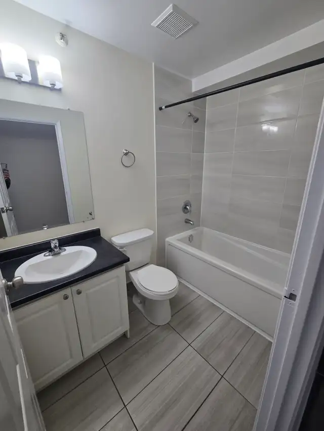 Corner 2BR - Unit 310 - Balcony - July 1st - Heat & Water Incl. - Photo 22