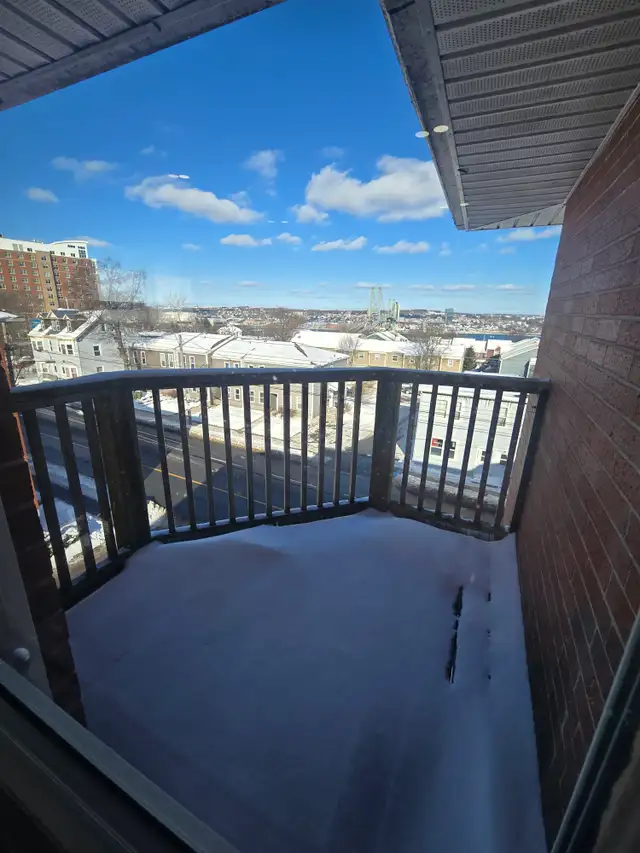 Corner 2BR - Unit 310 - Balcony - July 1st - Heat & Water Incl. - Photo 25