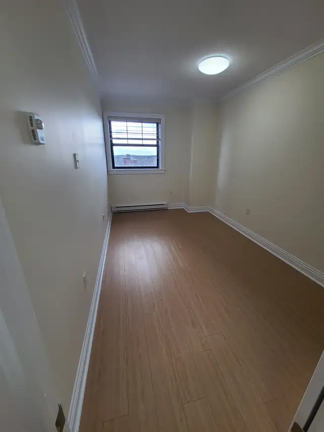 Luxury 2-Bed/2-Bath - Unit 1004 - In-Suite Laundry - The James - Photo 8