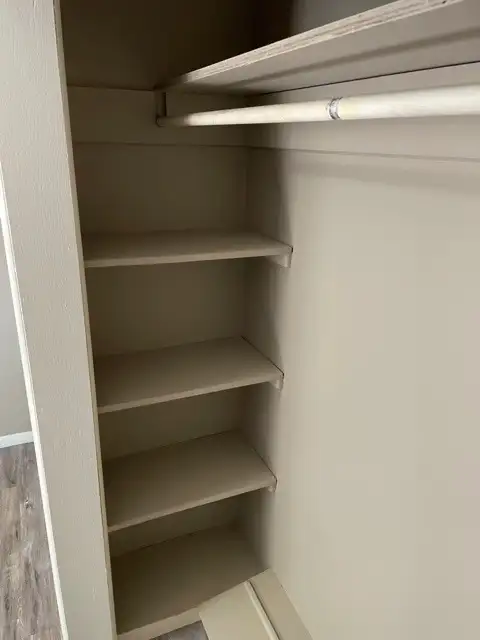 506 Balmoral - 1 BR available NOW! - Photo 7