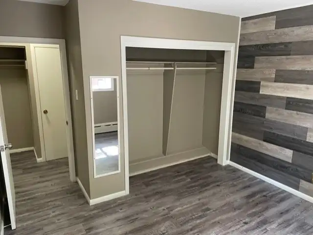 506 Balmoral - 1 BR available NOW! - Photo 8