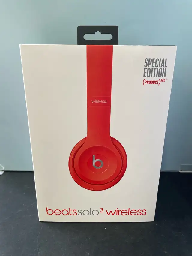 BEATS SOLO 3 WIRELESS W/BOX