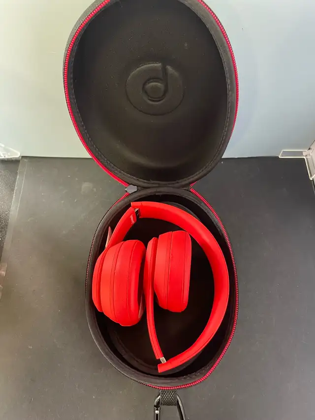 BEATS SOLO 3 WIRELESS W/BOX - Photo 3