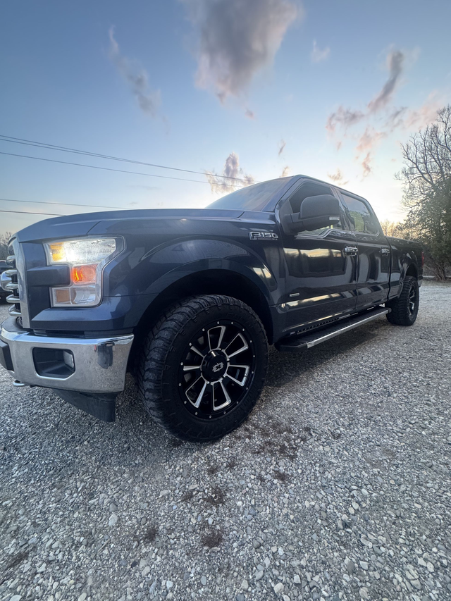 2017 Ford F-150 XLT SUPER CREW WITH RIMS 6.5 FT BOX — CERTIFIED - Photo 5