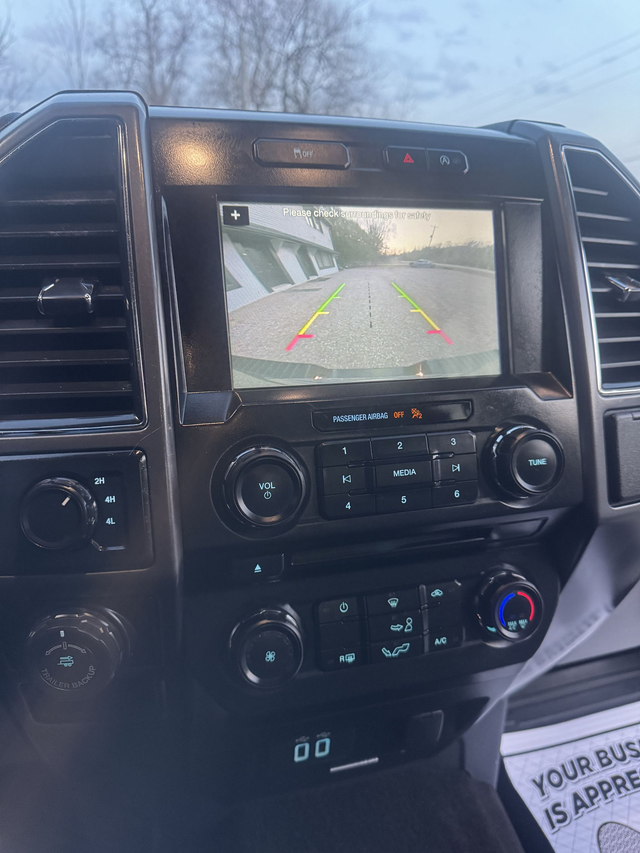 2017 Ford F-150 XLT SUPER CREW WITH RIMS 6.5 FT BOX — CERTIFIED - Photo 13