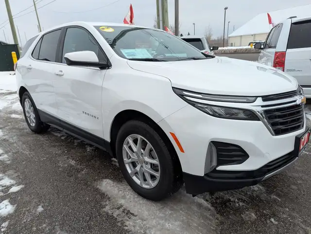 2023 Chevrolet Equinox LT WITH APPLE CARPLAY! - Photo 4