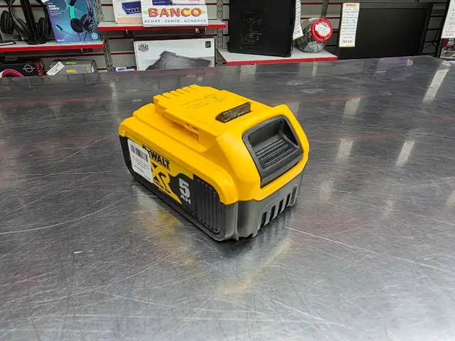 batterie Dewalt 20volt 5ah dcb205