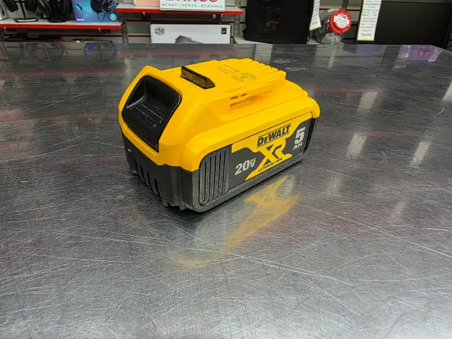 batterie Dewalt 20volt 5ah dcb205 - Photo 2