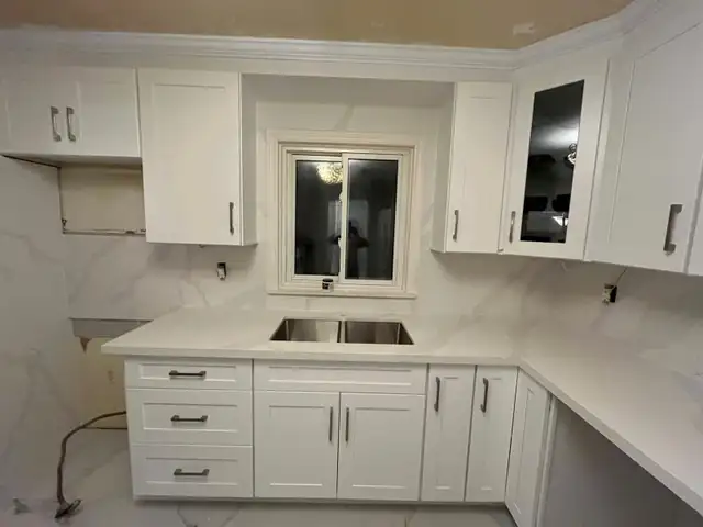 Hardwood & Premium Quality Cabinets in GTA Ontario - Photo 6