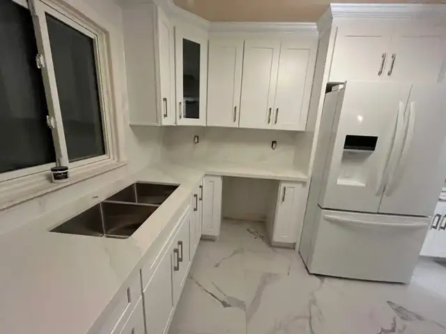 Hardwood & Premium Quality Cabinets in GTA Ontario - Photo 7