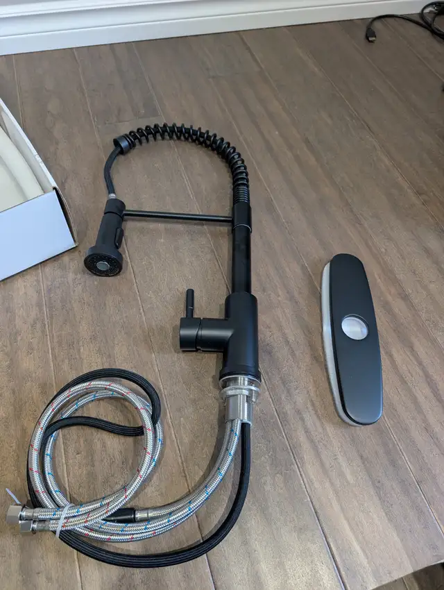 Brand New Commercial Style Pull Out Kitchen Faucet For Sale - Photo 2