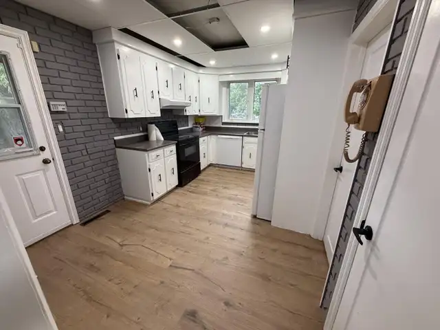 Room for rent - Photo 8