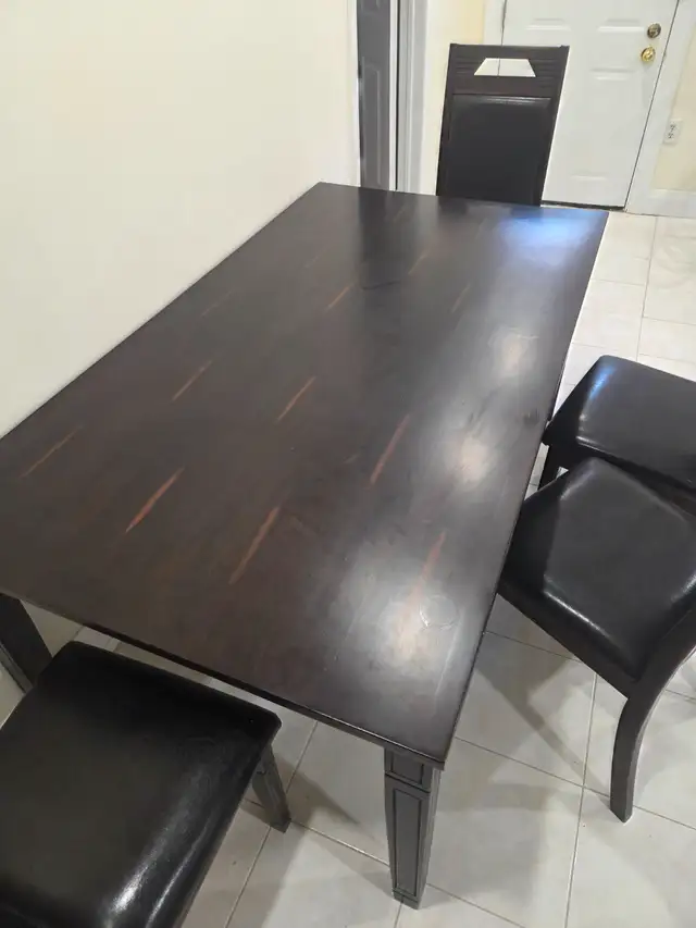 Dining table with 6 chairs