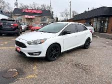 2015 Ford Focus SE FWD 2.0L One Owner Carfax Clean Certified