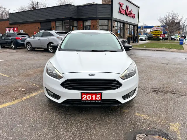 2015 Ford Focus SE FWD 2.0L One Owner Carfax Clean Certified - Photo 2