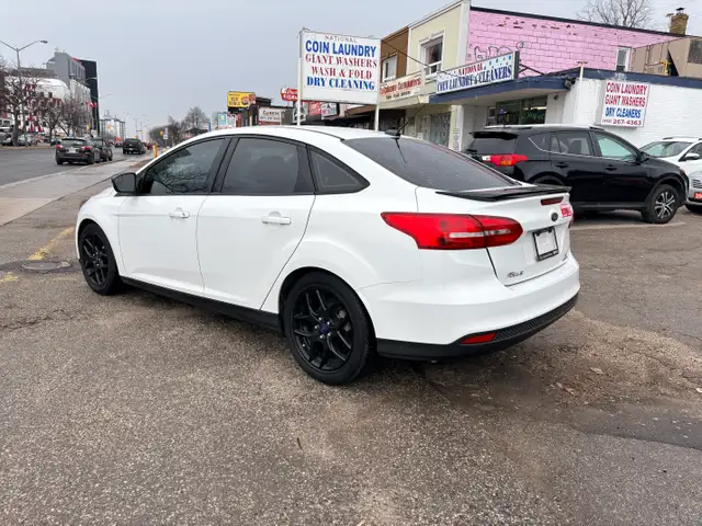 2015 Ford Focus SE FWD 2.0L One Owner Carfax Clean Certified - Photo 7