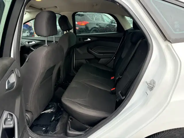 2015 Ford Focus SE FWD 2.0L One Owner Carfax Clean Certified - Photo 12