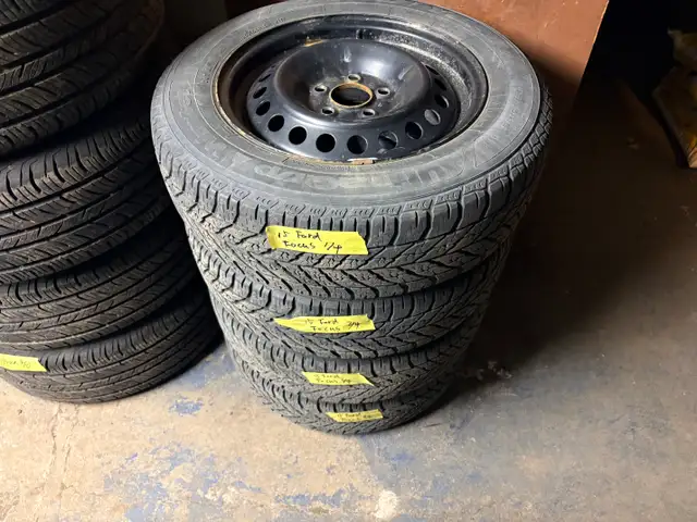 2015 Ford Focus SE FWD 2.0L One Owner Carfax Clean Certified - Photo 26