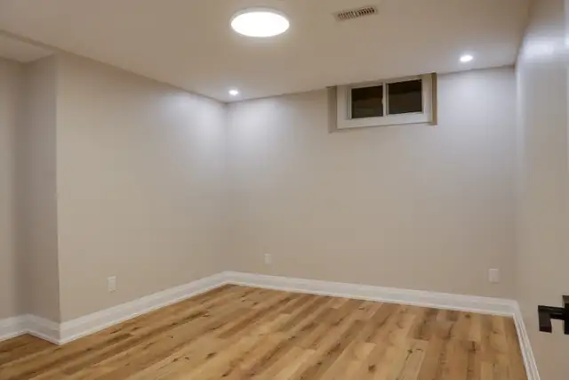 ONE SINGLE ROOM AVAILABLE FOR RENT KENNEDY AND MAYFIELD - Photo 3