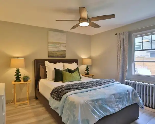 UTILITIES INCLUDED 3 Bedroom For Rent Downtown Kitchener - Photo 8