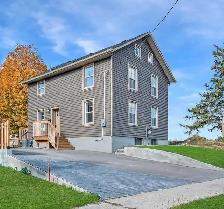 ALL INCLUSIVE Spacious 3 Bedroom 2.5 Bath For Rent In Kitchener