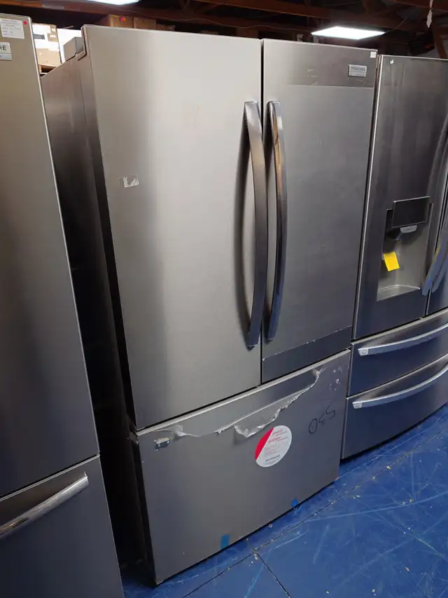 Frigidaire Gallery '36' Stainless Steel French Door Fridge on Sa - Photo 2
