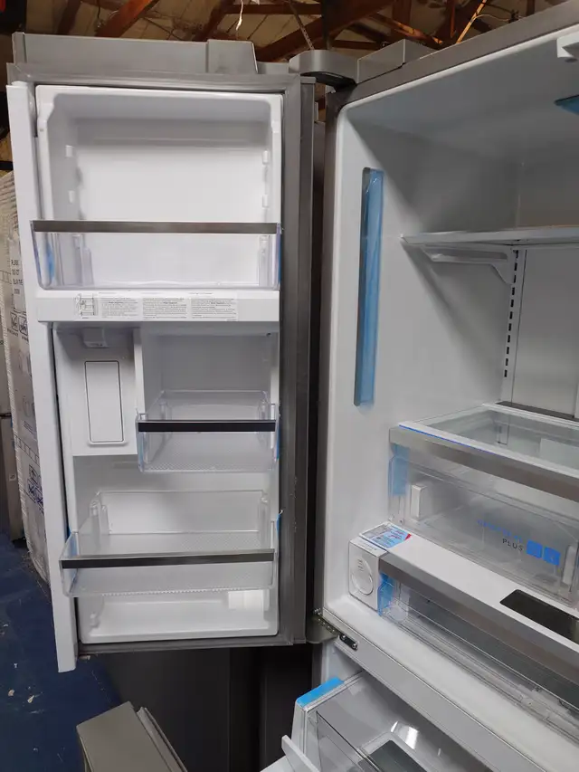 Frigidaire Gallery '36' Stainless Steel French Door Fridge on Sa - Photo 5