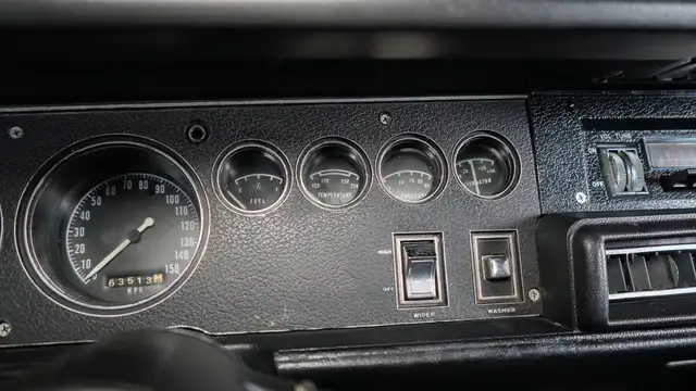 1970 Dodge Charger - Original Panel/440/4 Speed/SureGrip - Photo 12