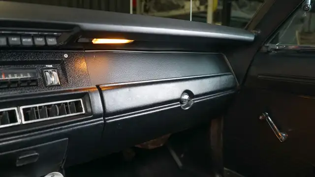 1970 Dodge Charger - Original Panel/440/4 Speed/SureGrip - Photo 14
