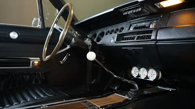 1970 Dodge Charger - Original Panel/440/4 Speed/SureGrip - Photo 20