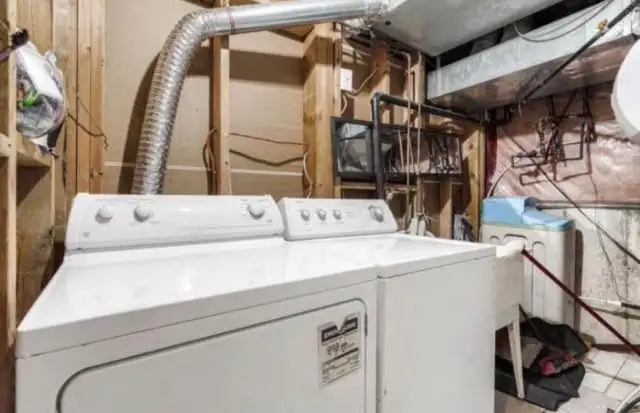 2 Bedroom Shared Basement for Rent in Brampton - Photo 6