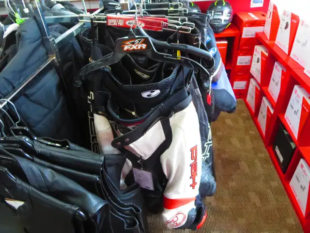 Milwaukee Motorcycle Jeans NEW In Stock Re-Gear Oshawa - Photo 5