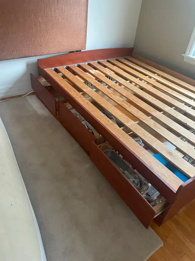 FREE Queen size storage Bed, 427 and Burnhamthorpe - Photo 2