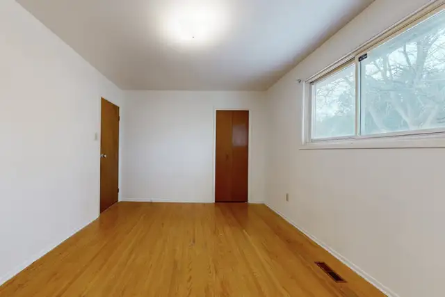 Just Listed! 827 Legge Court Newmarket - Photo 6