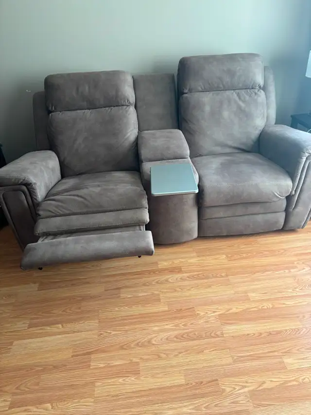 Palliser Loveseat with Console.