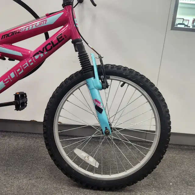 Supercycle Momentum Kids Bike - Photo 3