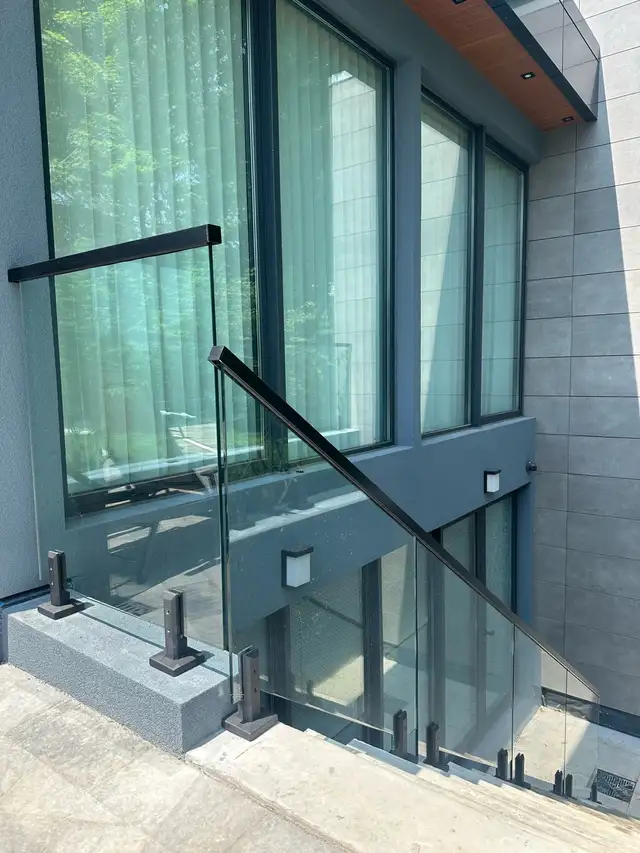 CUSTOM GLASS RAILING STAIRS DECK RAILING BALCONY RAILING PORCH - Photo 4