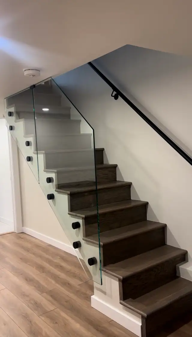 CUSTOM GLASS RAILING STAIRS DECK RAILING BALCONY RAILING PORCH - Photo 7