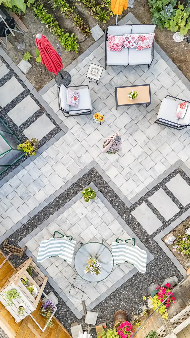 Landscape construction (Multiple positions avaliable) - Photo 2