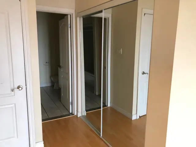 2 Bedroom/2bathroom Condo $2095/Downtown Hamilton/Go-Train - Photo 11