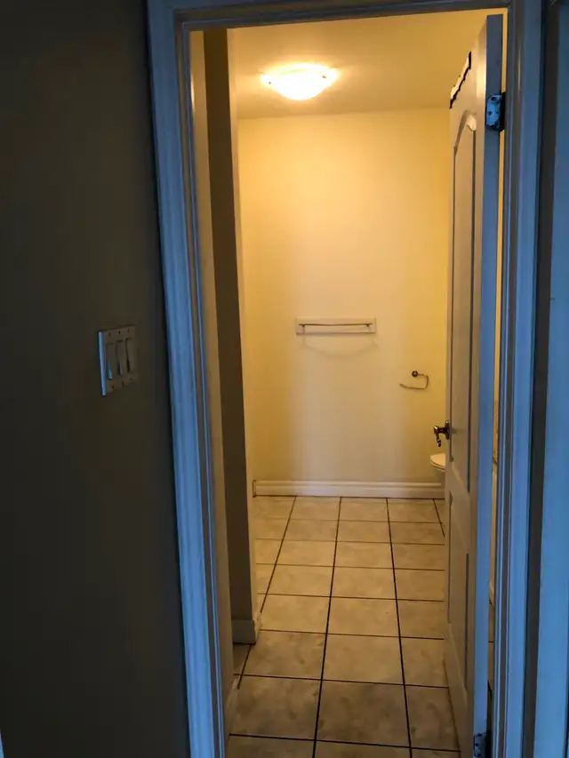 2 Bedroom/2bathroom Condo $2095/Downtown Hamilton/Go-Train - Photo 12