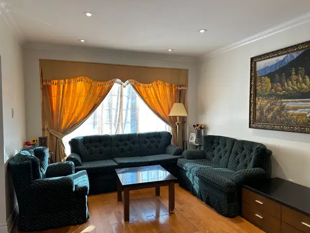 Room   Den for Rent | Wismer, Markham | $850 - Photo 9