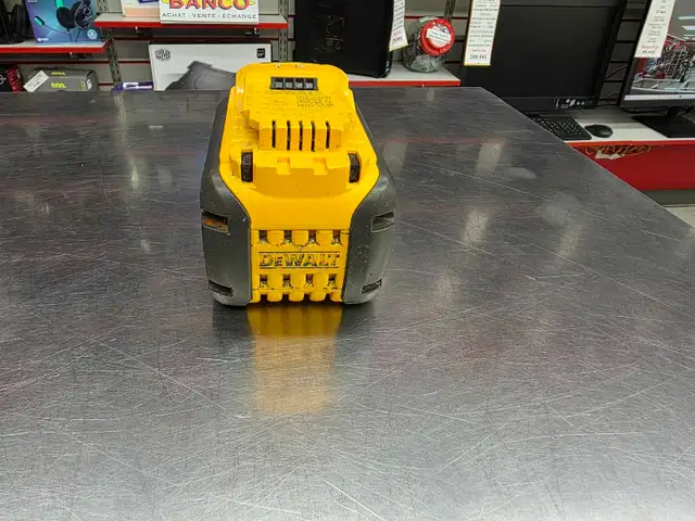 batterie Dewalt 20volt 9ah - Photo 3