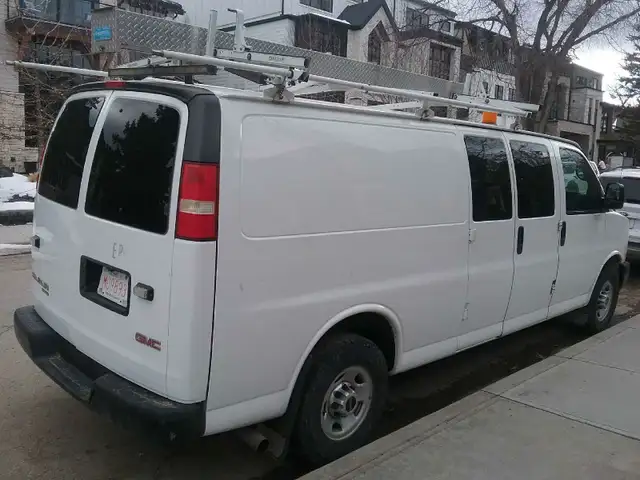 2015 GMC SAVANA 3500 EXTENDED CARGO VAN - Photo 3
