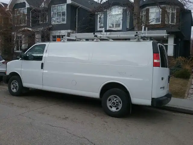 2015 GMC SAVANA 3500 EXTENDED CARGO VAN - Photo 4