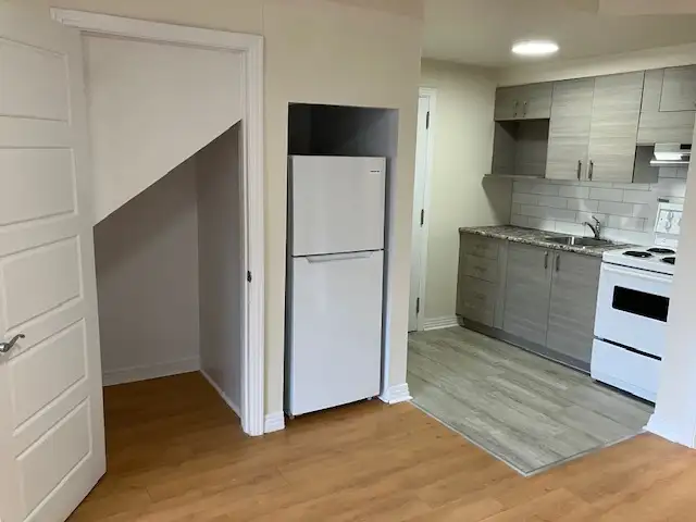 1 1/2 rénové à Dorval près des services - Photo 4