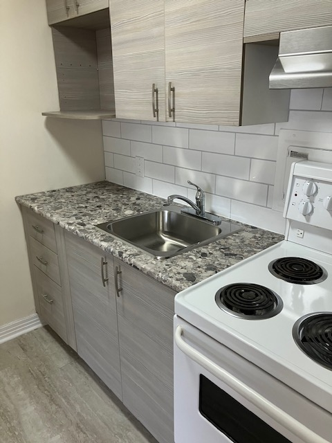 1 1/2 rénové à Dorval près des services - Photo 5